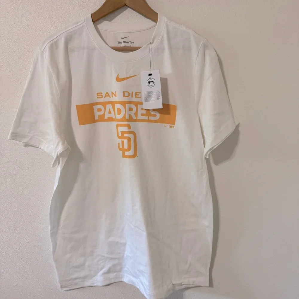 San Diego Padres Nike Short Sleeve Graphic Tee White Yellow MLB NWT-Large